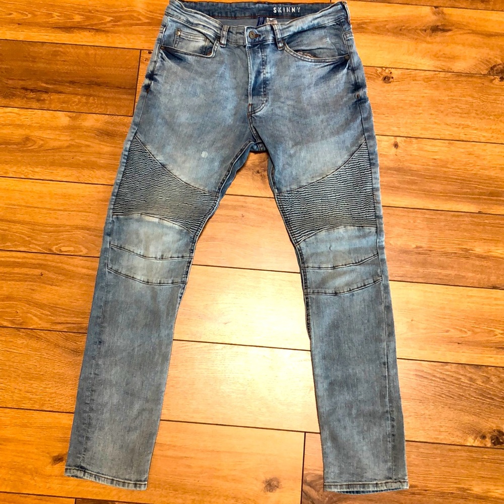 H&M divided jeans